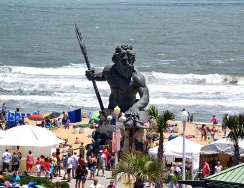 boardwalk-tents-neptune-festival